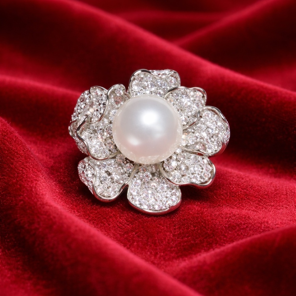 Luxe Pearl Blossom Ring | Statement Diamond Flower Design